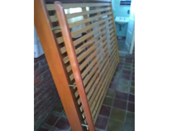 Teleguia Vendo cama 2 plazas sin respaldo de madera Tel.2262-537045