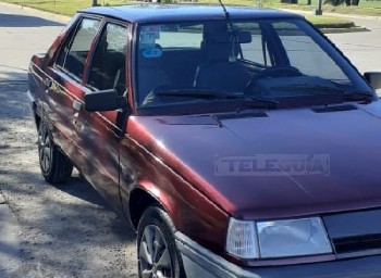 Teleguia Vendo o permuto Renaut 9 Mod.94 nafta gnc impecable motor nuevo gomas y bateria nuevas VTV Tel.2262-326660