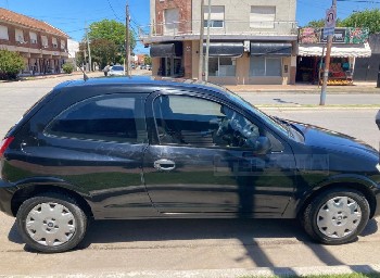 Teleguia Vendo Suzuki Fun Modelo 2010  3 puertas 177.xxx km – Solo Nafta – Motor 1.4, Papeles al día – Titular - Se va transferido. Precio: 8.250.000
VTV al día, service al dia, alarma, bien de ruedas, aire funcionando, dirección hidráulica. Tel. 2262 - 506864