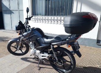 Teleguia Vendo Yamaha IBR 125 modelo 2013 con 8.000 kmts $2.800.000 Tel.2262-545844